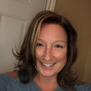 Meet your Posher, April